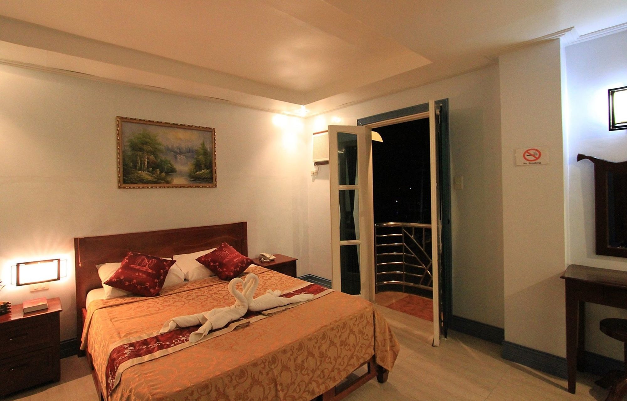 Bora Sky Hotel Balabag  Kültér fotó